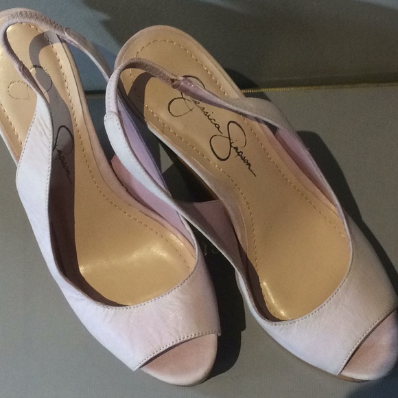 Jessica Simpson Wooden Heels - Picture 2 of 4